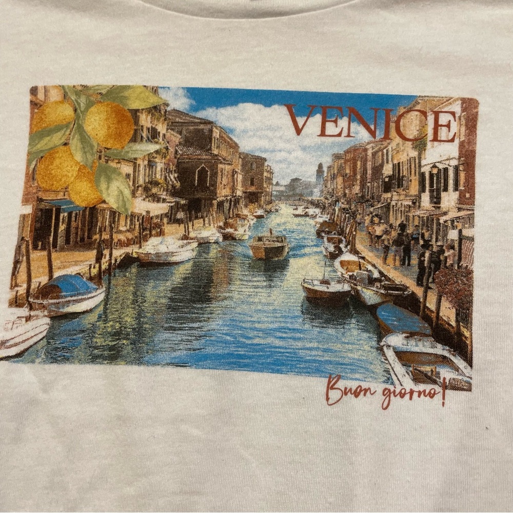 ✨CLEAROUT✨ Wild Fable White T-Shirt with Colorful Graphic